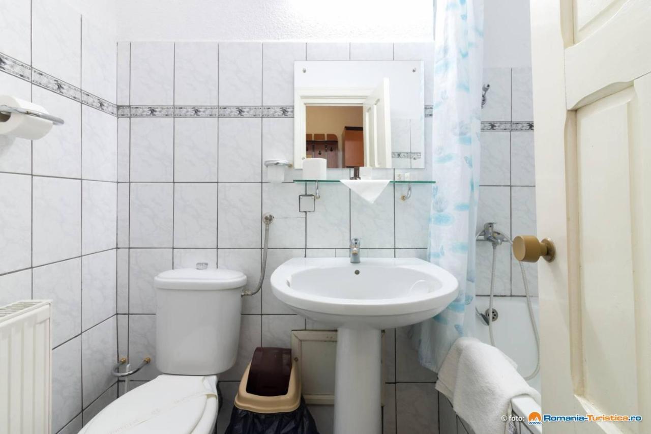Hotel Bradul Durau Esterno foto