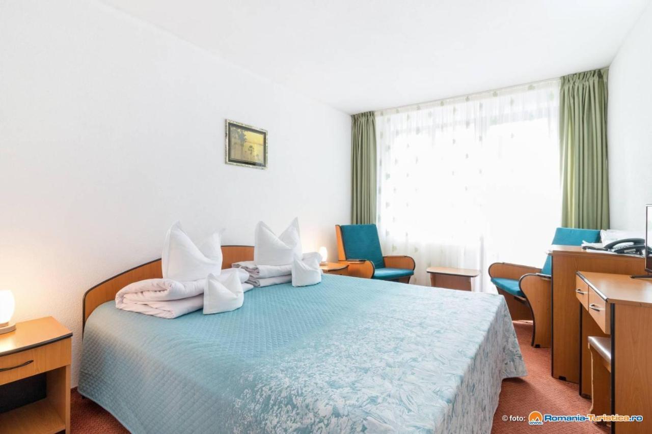 Hotel Bradul Durau Esterno foto