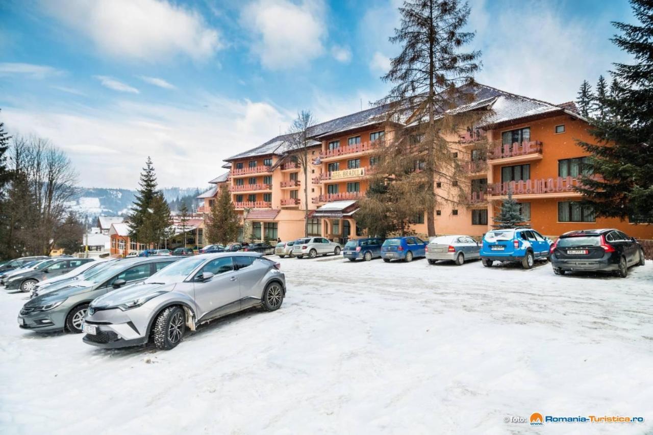 Hotel Bradul Durau Esterno foto