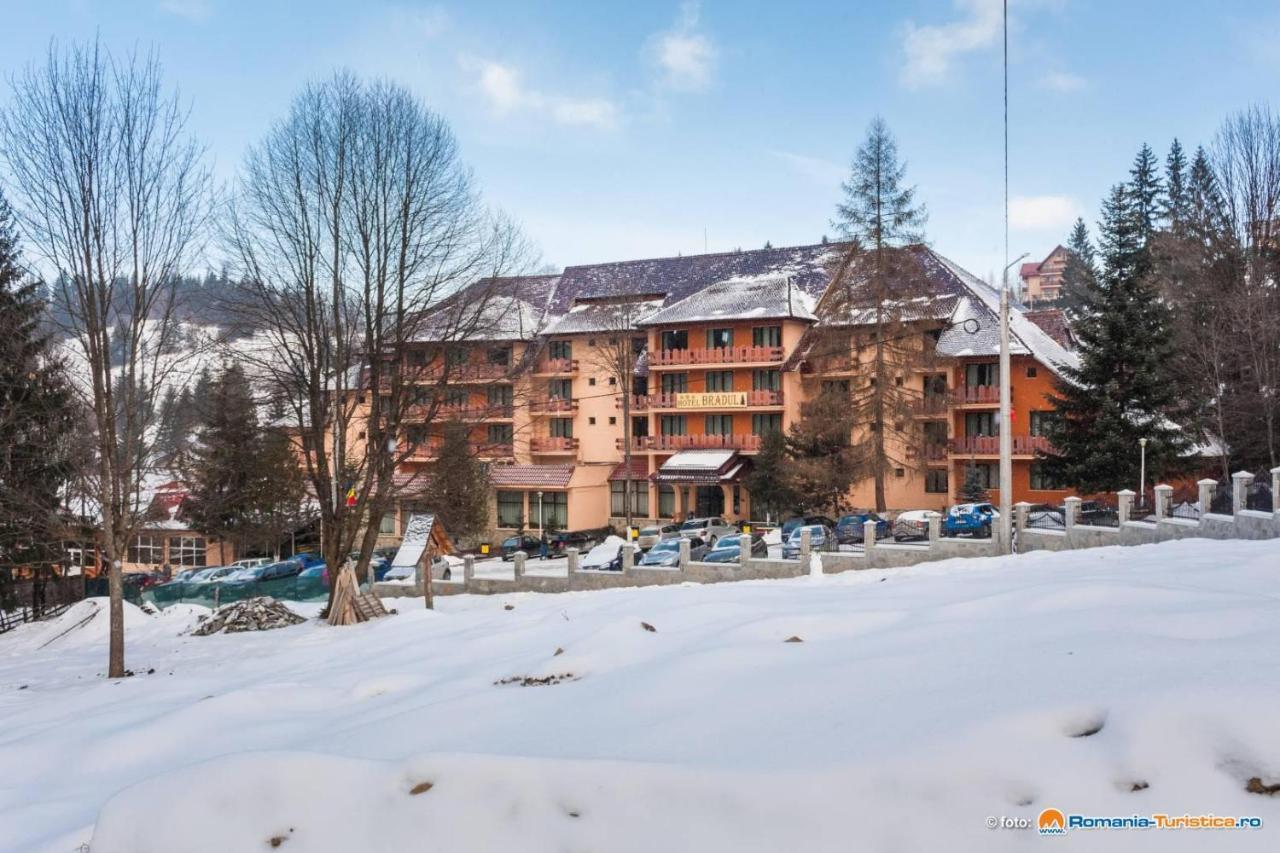 Hotel Bradul Durau Esterno foto