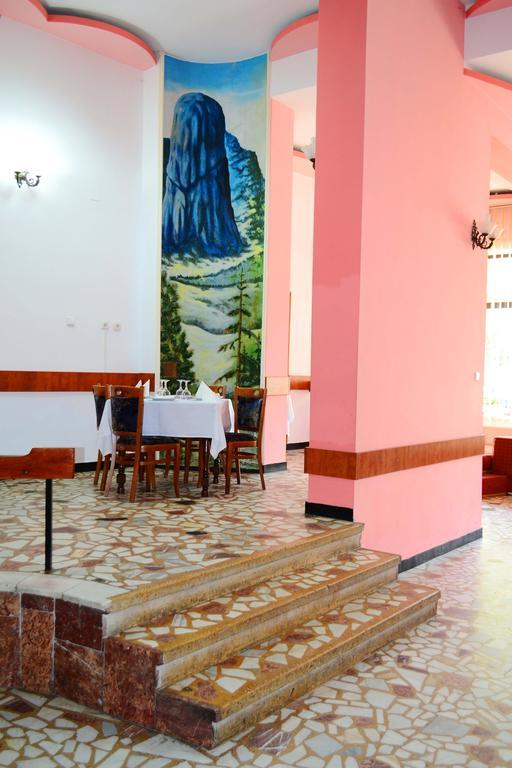 Hotel Bradul Durau Esterno foto
